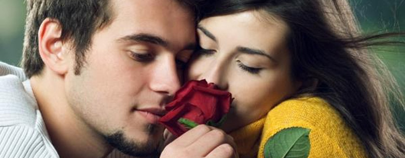 UN DIVINO SER ES LA MUJER